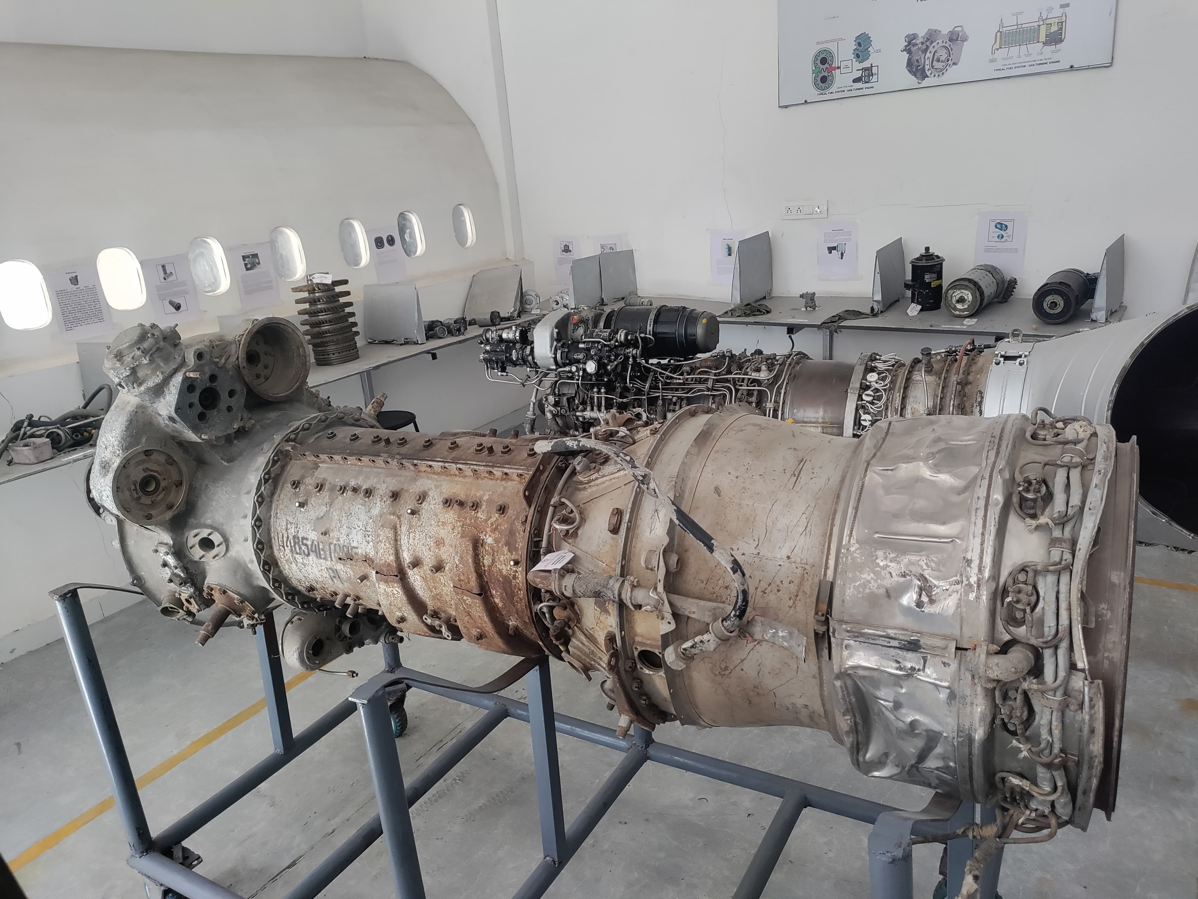 Indira Institute of Aircraft Engineering Classroom An Labs photo 8